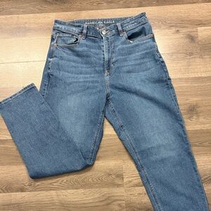 American Eagle Mom Jean